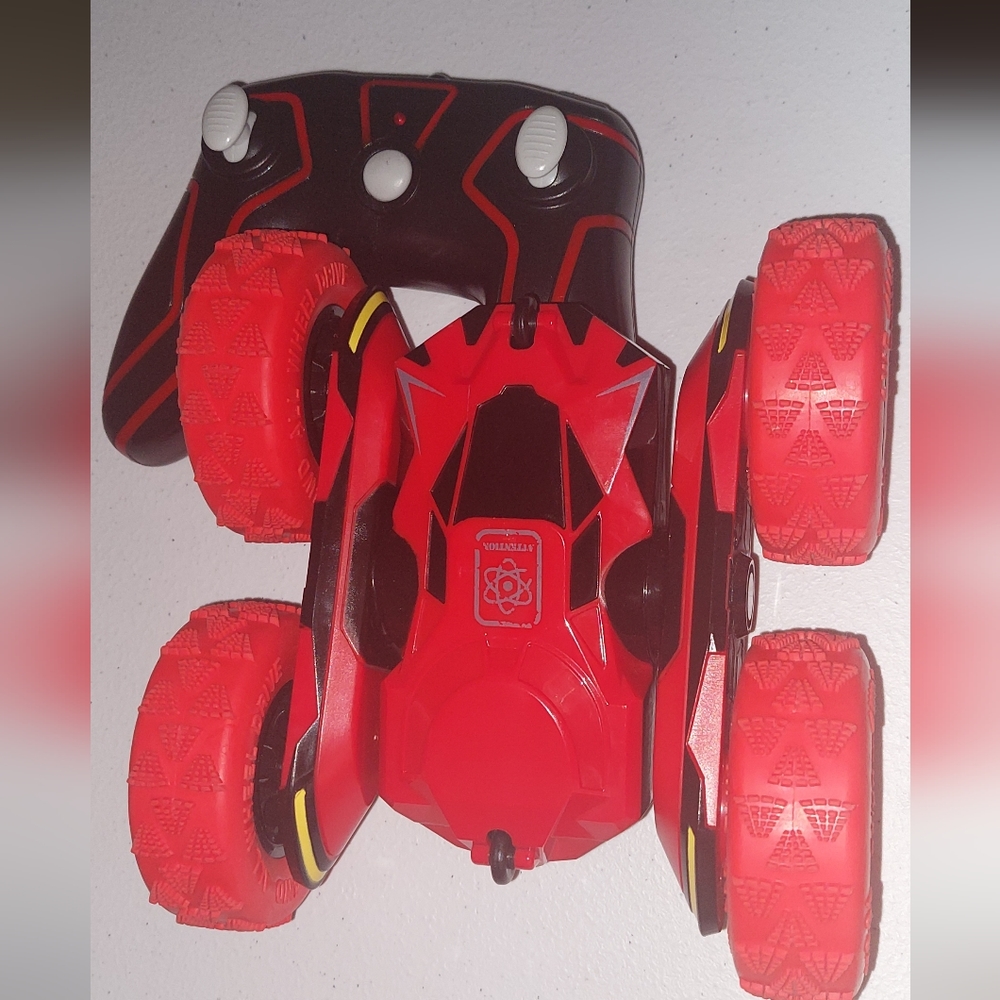 Driving toy car